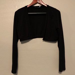 Lightweight long sleeve cropped cardigan